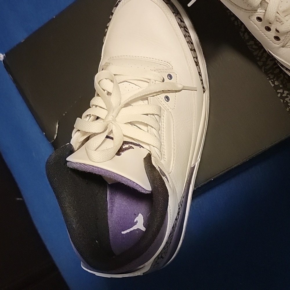 Jordan Retro 3 Dark Iris Shoes - Picture 3 of 7